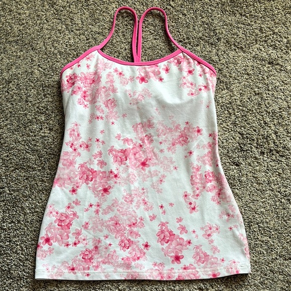 lululemon athletica Tops - Lululemon Power Y tank top size 6
